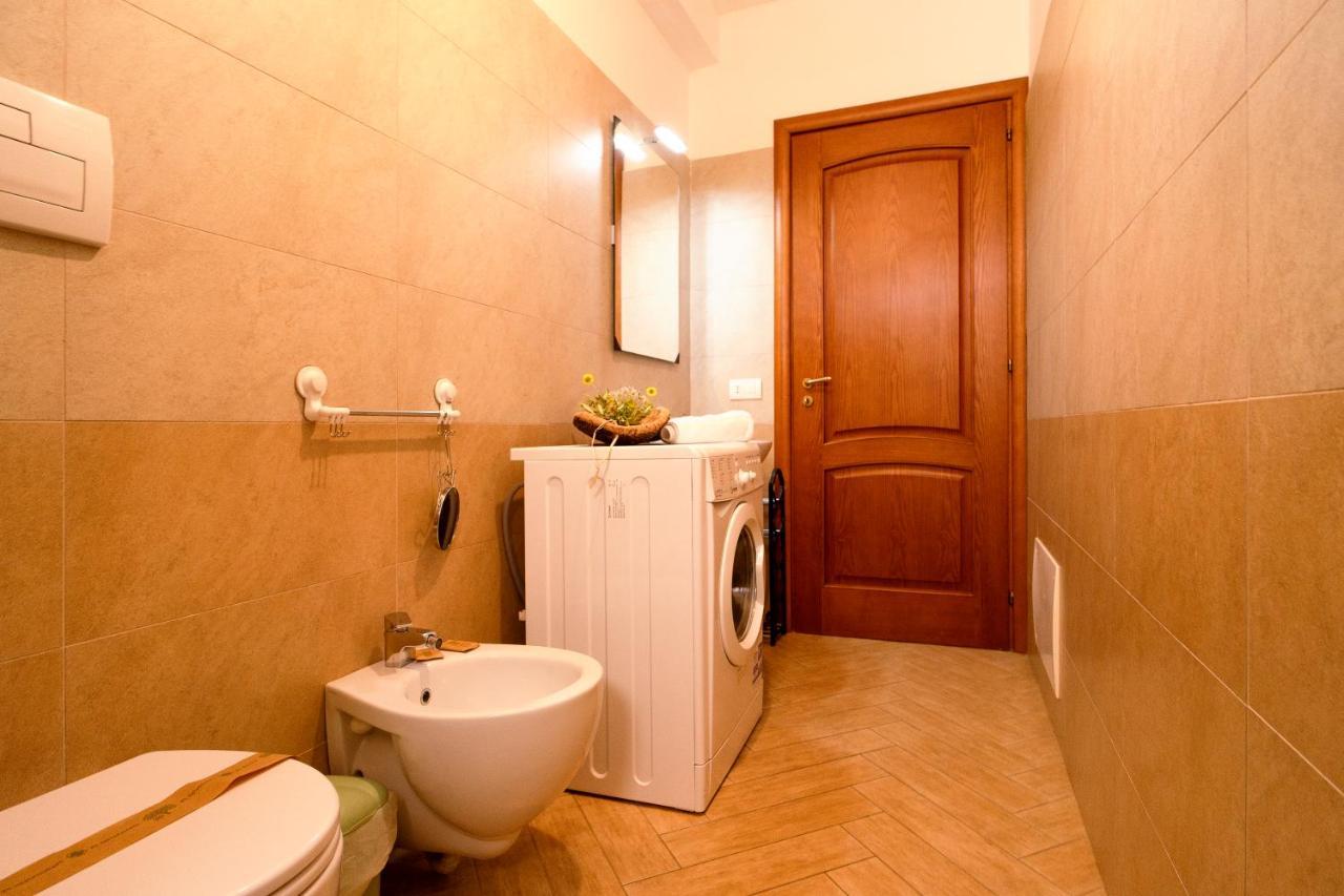 Stella Maris Apartment ตอร์โตลี ภายนอก รูปภาพ